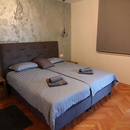 Appartement Apartman Stella Veruda à Pula Extérieur photo