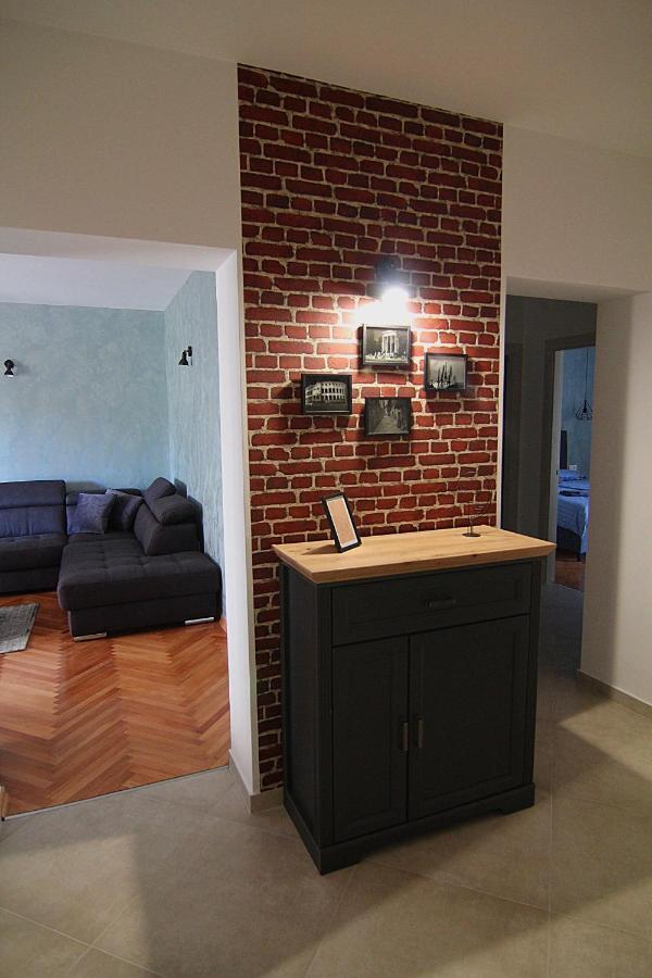 Appartement Apartman Stella Veruda à Pula Extérieur photo