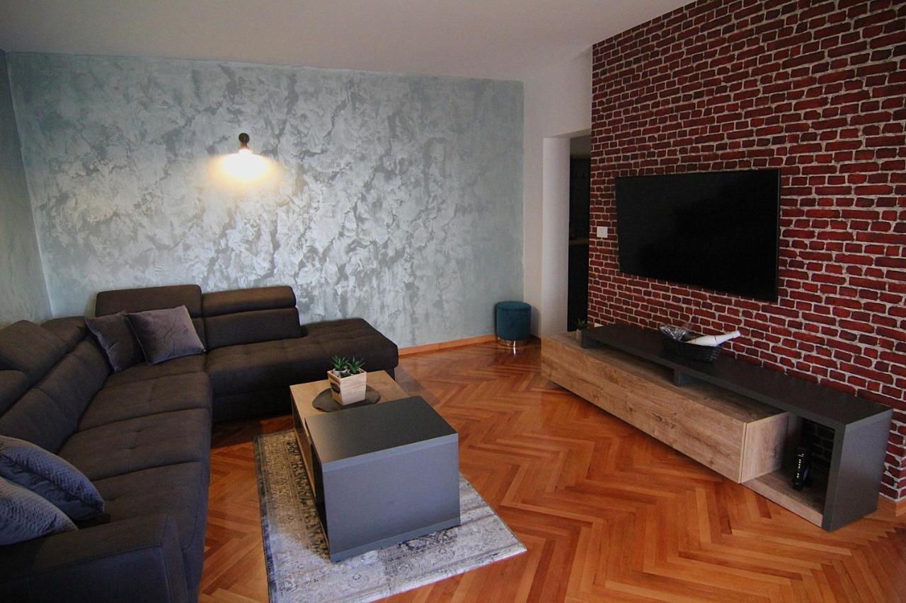 Appartement Apartman Stella Veruda à Pula Extérieur photo