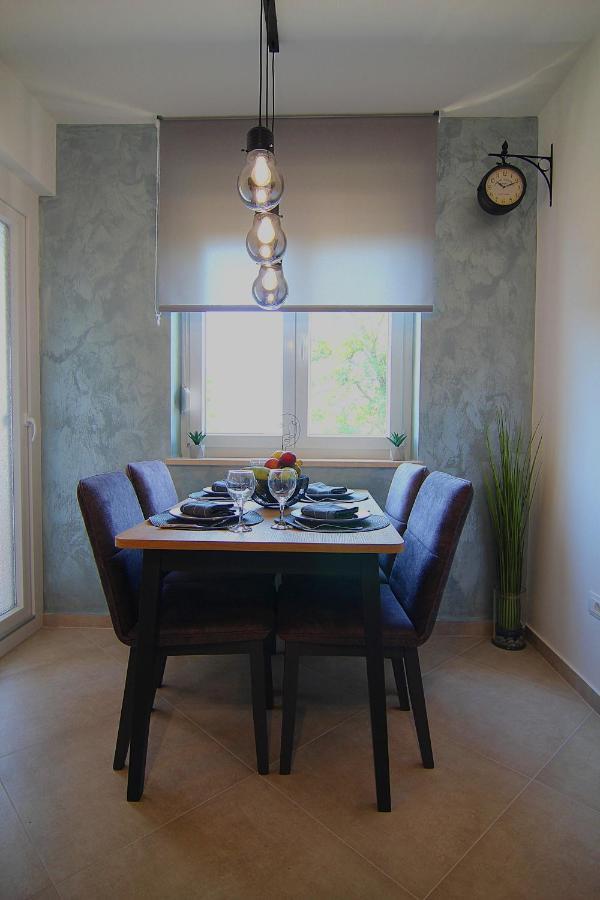 Appartement Apartman Stella Veruda à Pula Extérieur photo